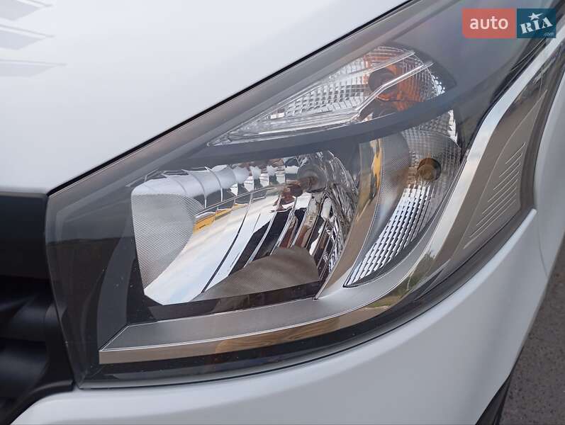 Грузовой фургон Renault Trafic 2019 в Дубно