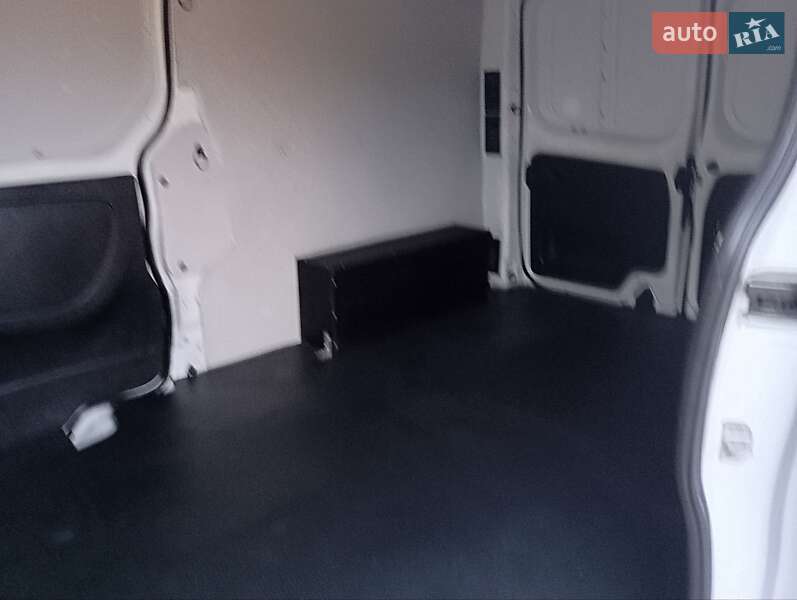 Грузовой фургон Renault Trafic 2019 в Дубно
