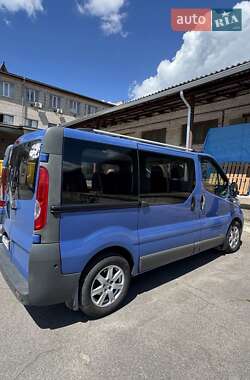 Минивэн Renault Trafic 2009 в 