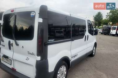 Минивэн Renault Trafic 2004 в 