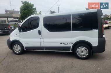 Минивэн Renault Trafic 2004 в 