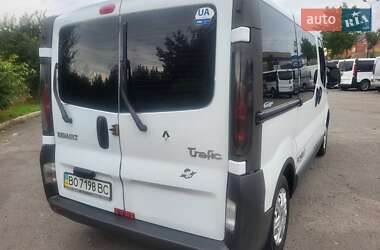 Минивэн Renault Trafic 2004 в 
