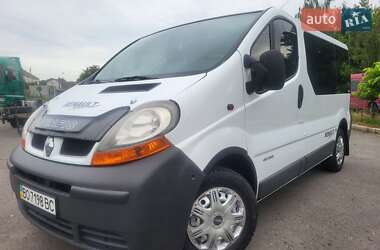 Минивэн Renault Trafic 2004 в 