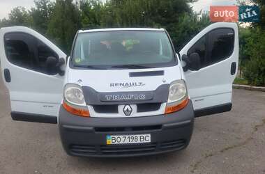 Минивэн Renault Trafic 2004 в 
