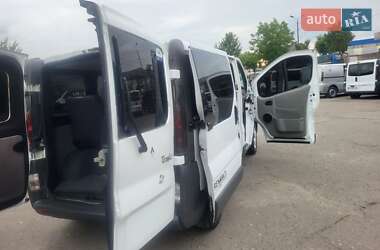 Минивэн Renault Trafic 2004 в 