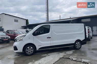 Грузовой фургон Renault Trafic 2016 в Ровно