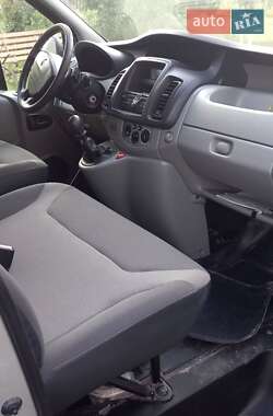 Грузовой фургон Renault Trafic 2013 в 