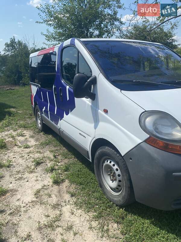 Мінівен Renault Trafic 2002 в Бершаді фото 8 Мінівен Renault Trafic 2002 в Бершаді