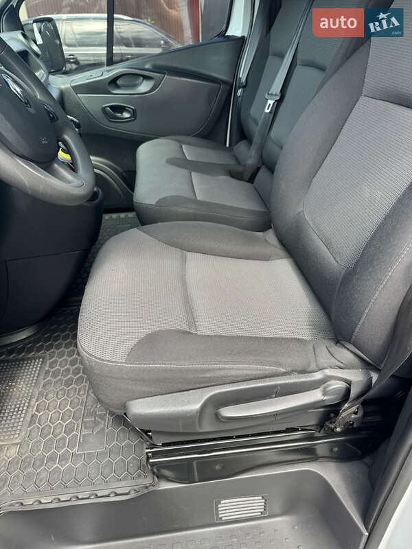 Грузовой фургон Renault Trafic 2019 в Львове