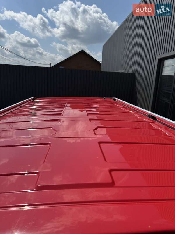 Мінівен Renault Trafic 2015 в Києві