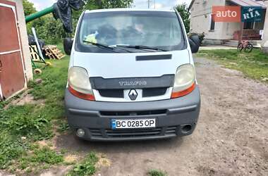Мінівен Renault Trafic 2004 в Кам'янці-Бузькій