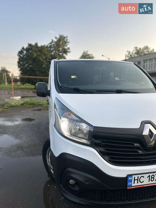 Минивэн Renault Trafic 2015 в Львове фото 4 Минивэн Renault Trafic 2015 в Львове