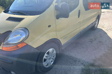 Минивэн Renault Trafic 2005 в Глухове