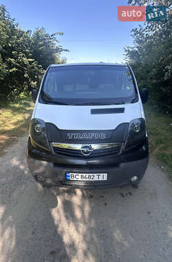 Мінівен Renault Trafic 2004 в Золочеві