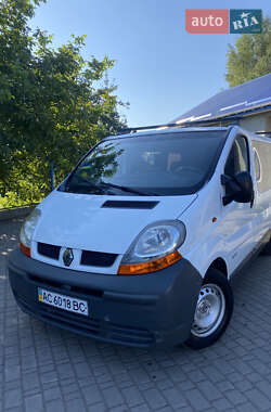 Мінівен Renault Trafic 2004 в Володимирі