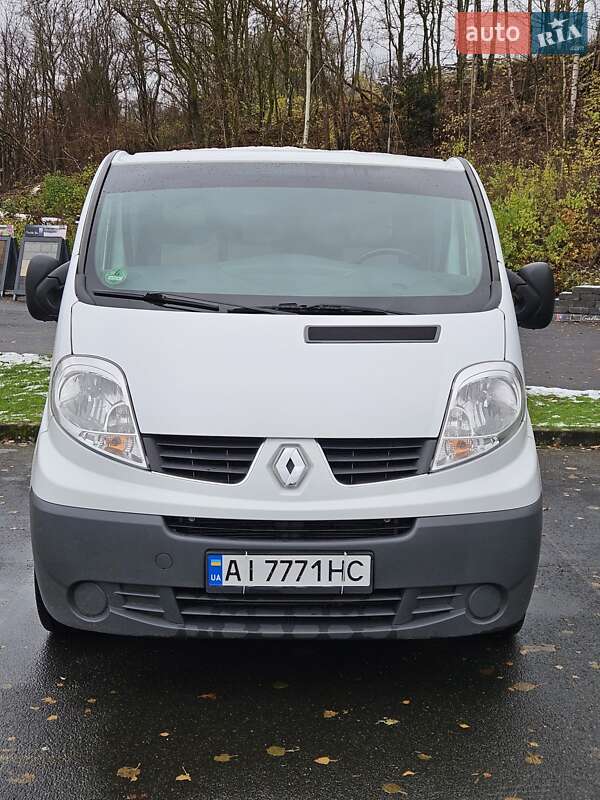 Renault Trafic 2014