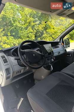 Вантажний фургон Renault Trafic 2014 в Львові