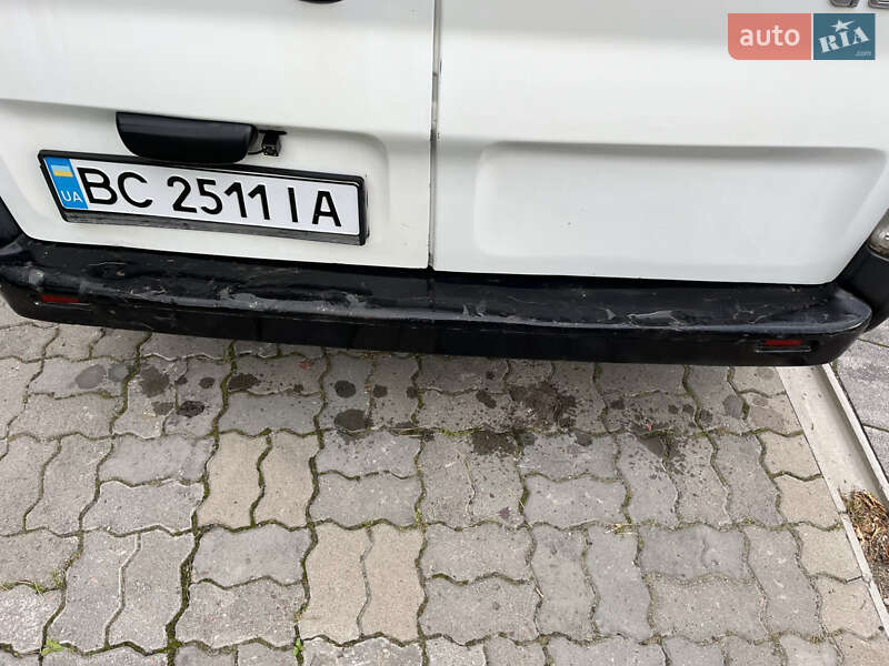 Вантажний фургон Renault Trafic 2009 в Львові фото 12 Вантажний фургон Renault Trafic 2009 в Львові