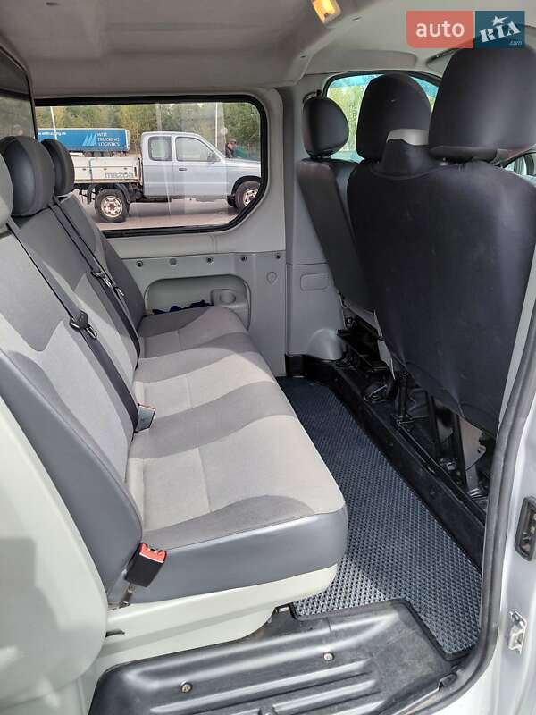 Минивэн Renault Trafic 2011 в Сумах фото 2 Минивэн Renault Trafic 2011 в Сумах