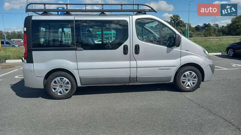 Renault Trafic 2012