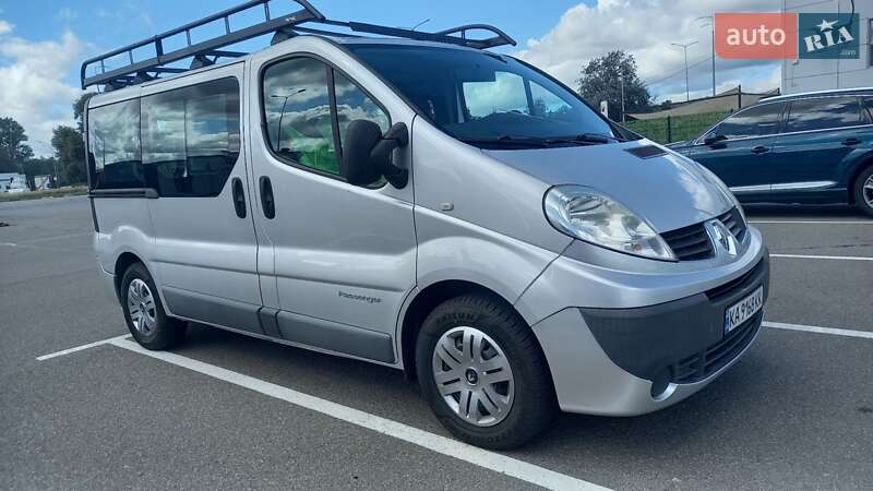 Минивэн Renault Trafic 2012 в Киеве