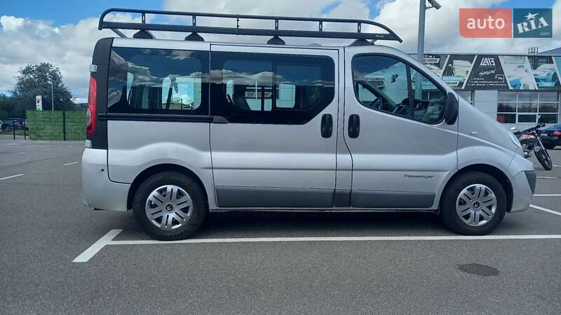 Минивэн Renault Trafic 2012 в Киеве