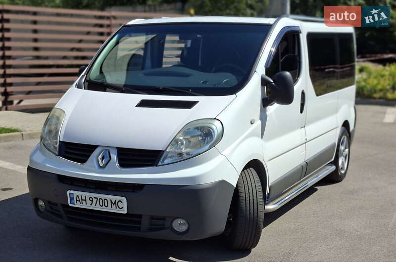 Renault Trafic 2012