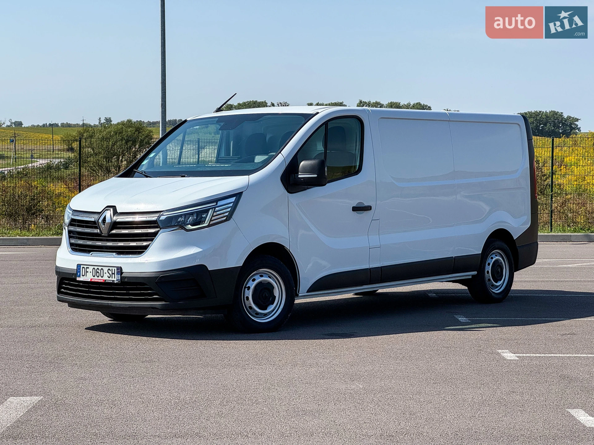 2022 Renault Trafic - мініатюра 3