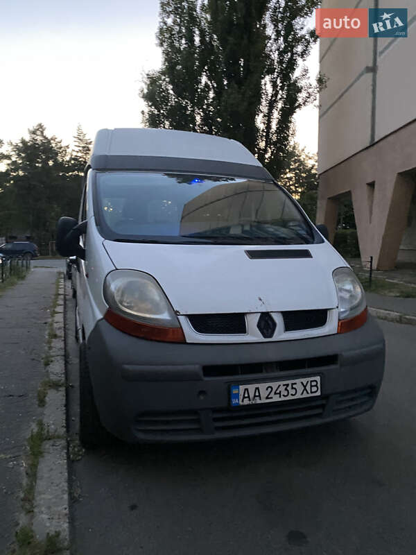 Renault Trafic 2004 Renault Trafic 2004