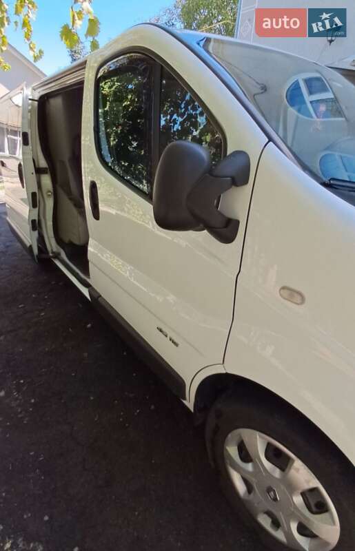 Мінівен Renault Trafic 2013 в Кам'янець-Подільському