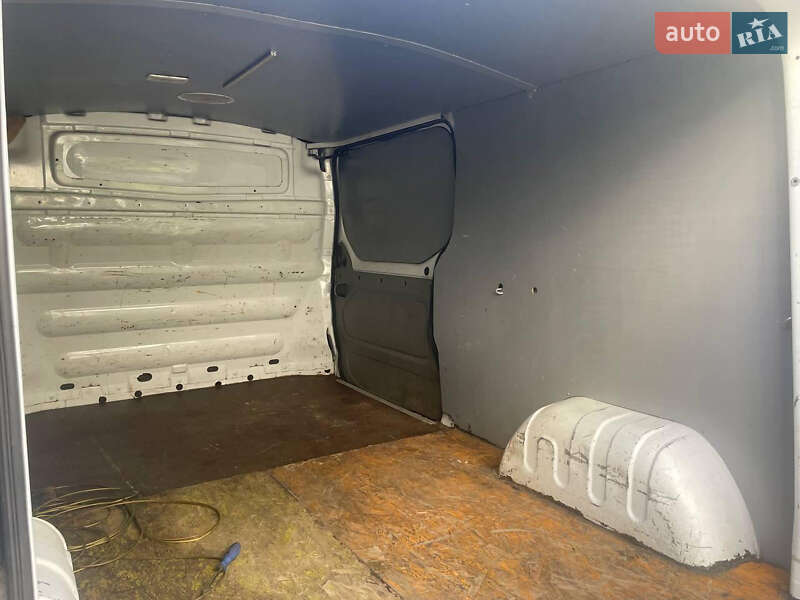 Вантажний фургон Renault Trafic 2012 в Дніпрі