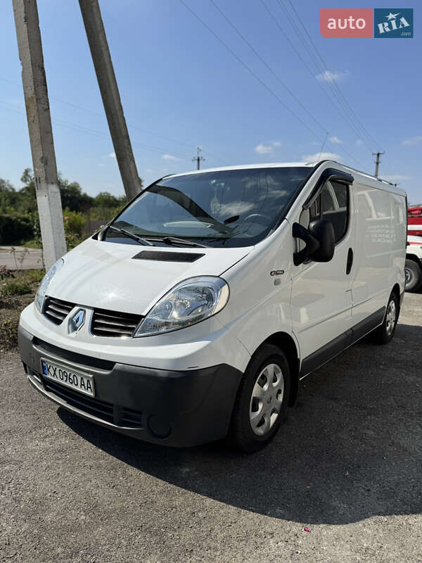 Вантажний фургон Renault Trafic 2012 в 