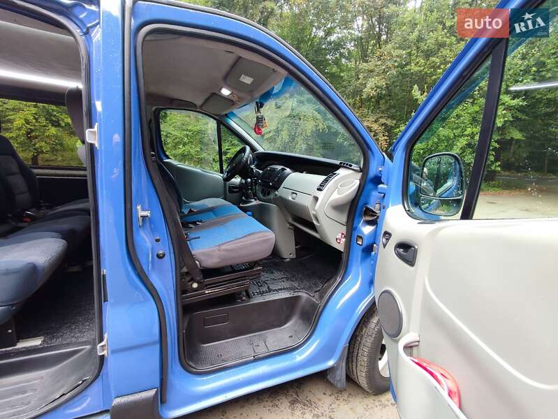 Минивэн Renault Trafic 2007 в Львове