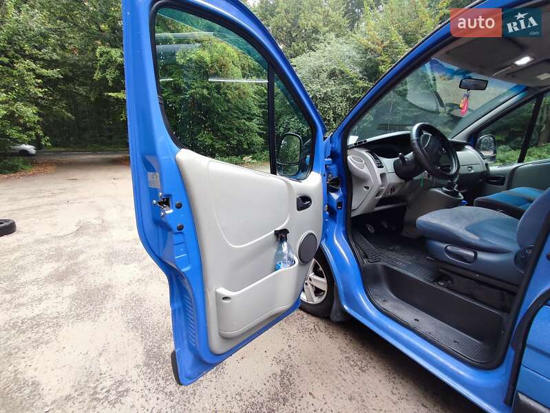 Минивэн Renault Trafic 2007 в Львове