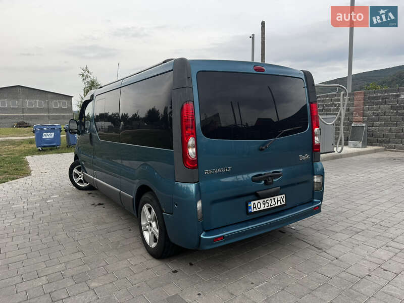 Минивэн Renault Trafic 2014 в Виноградове