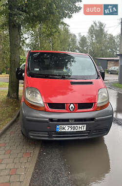Грузовой фургон Renault Trafic 2002 в Ровно