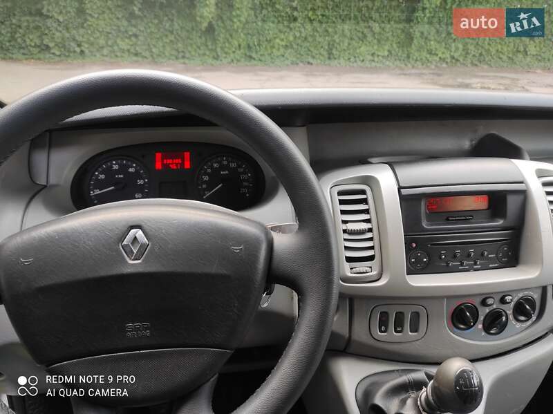 Минивэн Renault Trafic 2008 в Львове