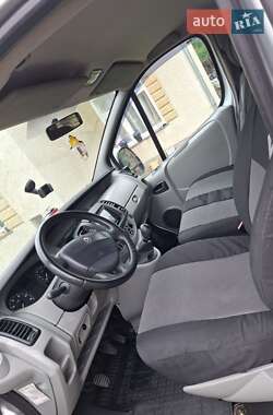 Минивэн Renault Trafic 2007 в 