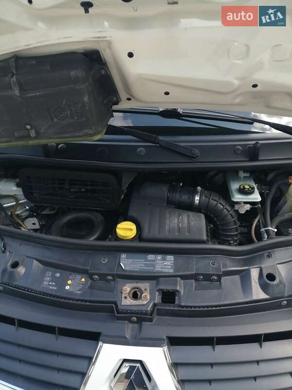 Мінівен Renault Trafic 2013 в Бориславі