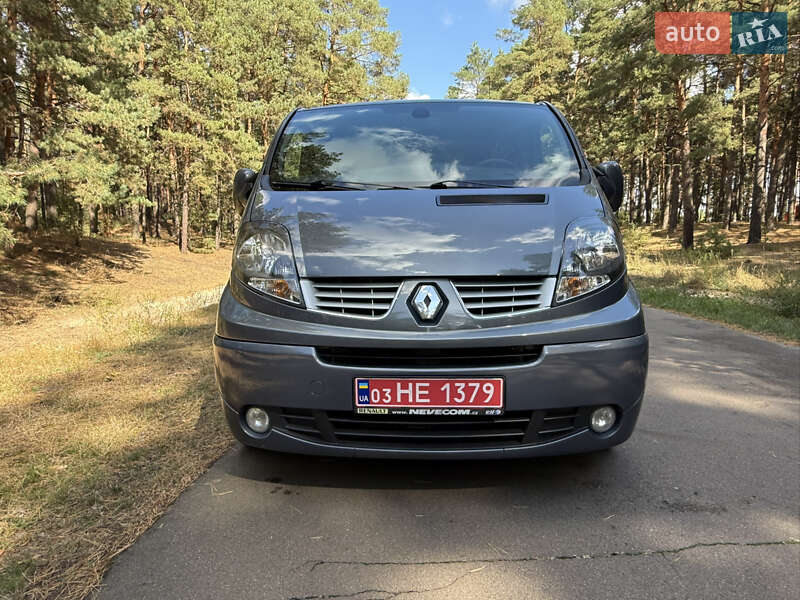 Мінівен Renault Trafic 2014 в Києві
