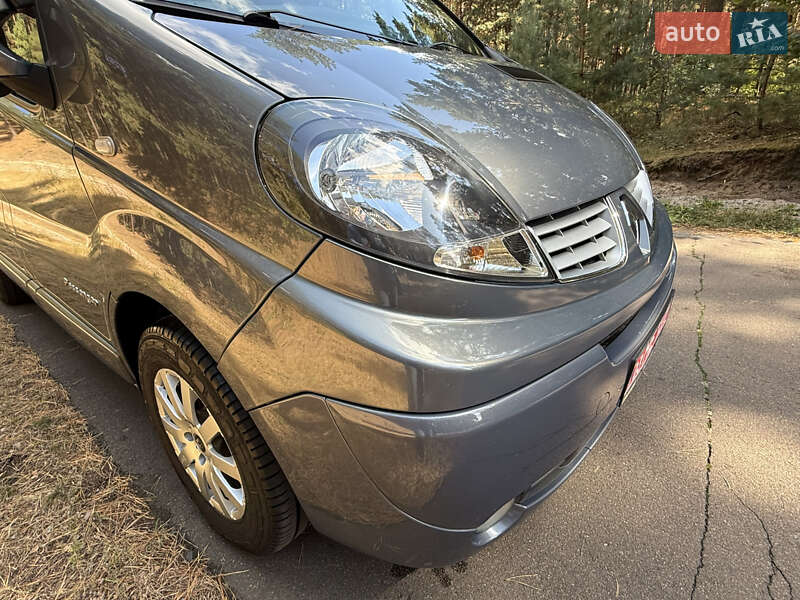 Мінівен Renault Trafic 2014 в Києві