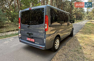 Минивэн Renault Trafic 2014 в 