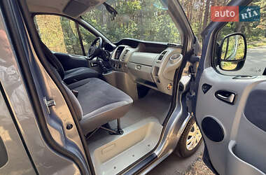 Минивэн Renault Trafic 2014 в 