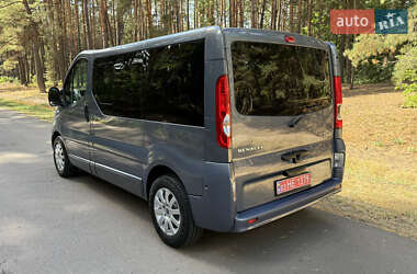 Минивэн Renault Trafic 2014 в 