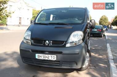 Минивэн Renault Trafic 2006 в Килии