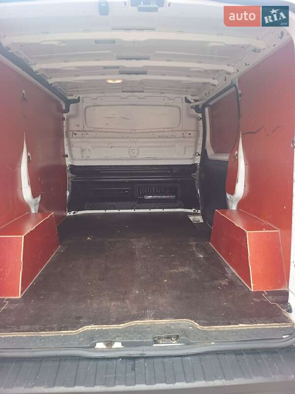 Грузовой фургон Renault Trafic 2021 в Коростене фото 19 Грузовой фургон Renault Trafic 2021 в Коростене