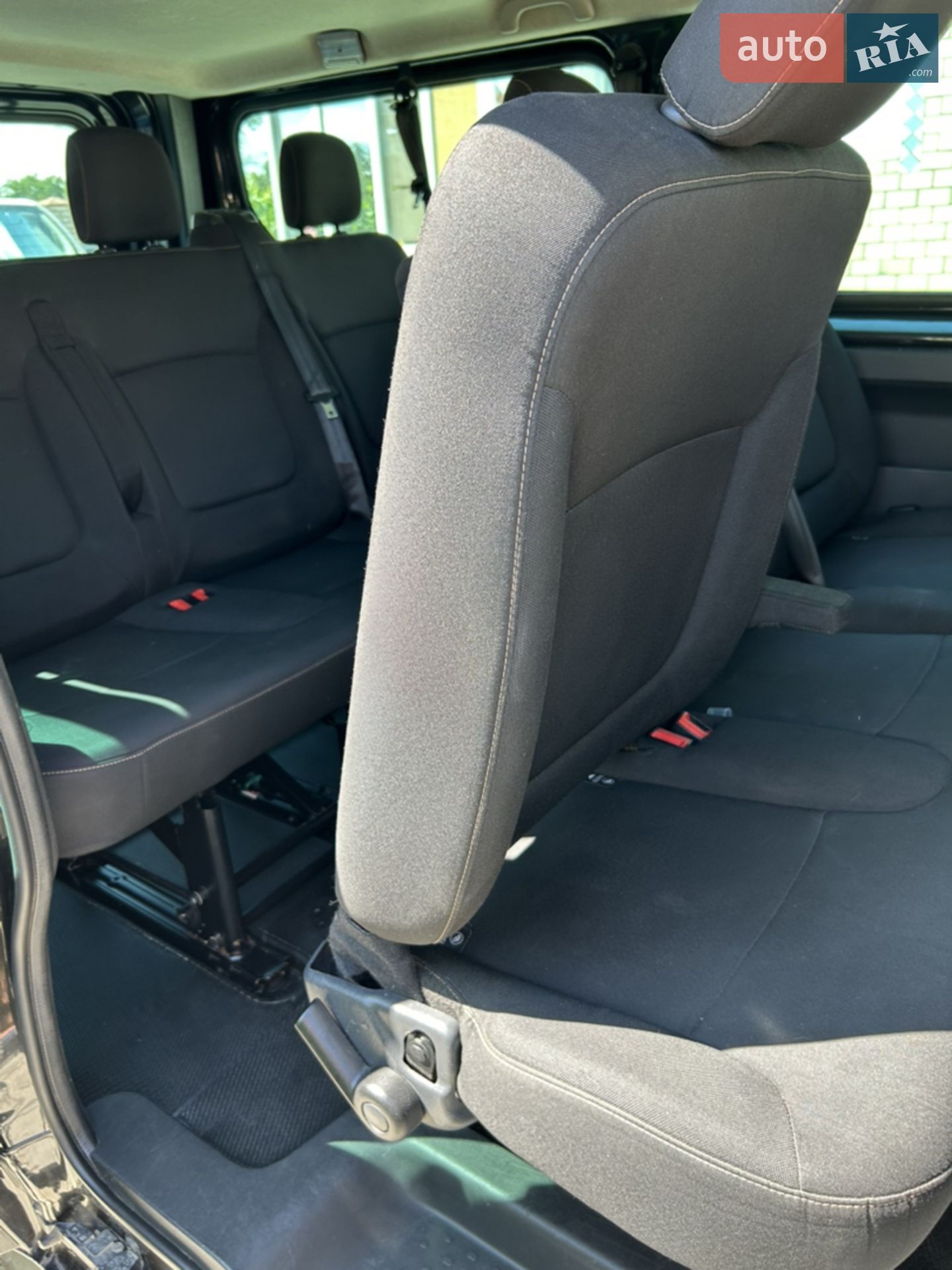 2015 Renault Trafic - мініатюра 40