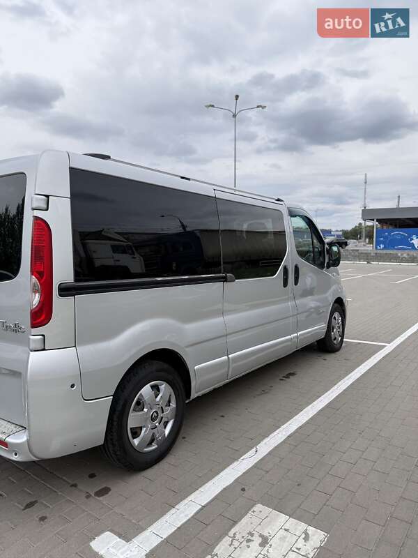 Минивэн Renault Trafic 2011 в Сумах фото 12 Минивэн Renault Trafic 2011 в Сумах