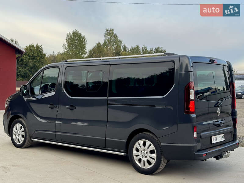 Минивэн Renault Trafic 2022 в Дубно