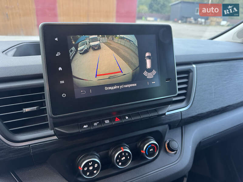 Минивэн Renault Trafic 2022 в Дубно